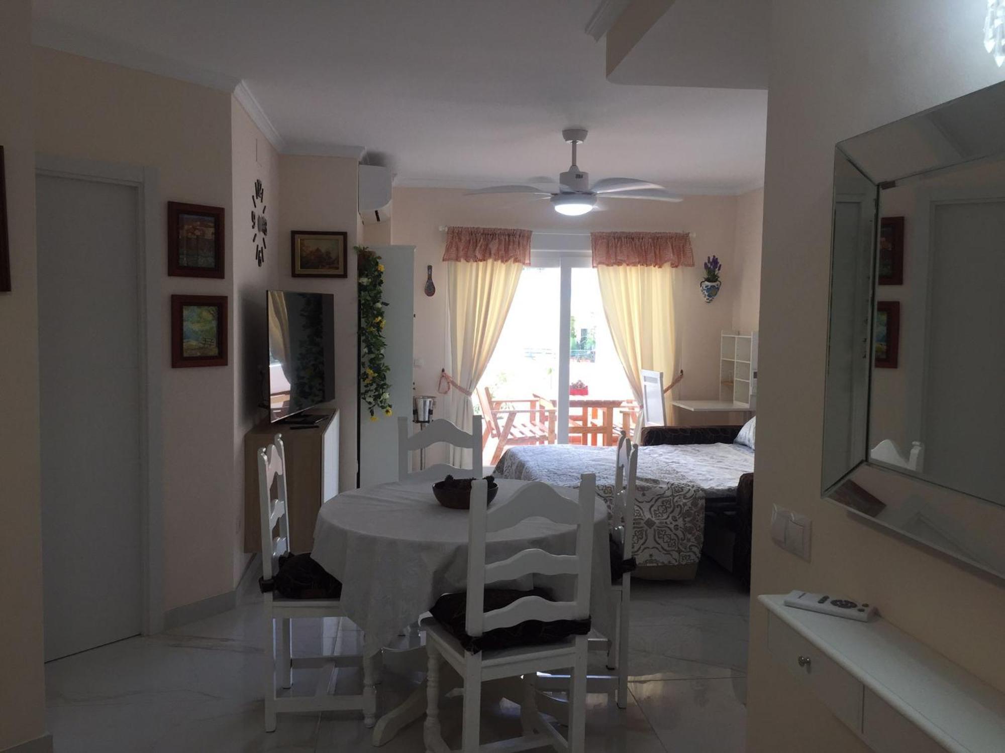 Studio In The Centre Near The Beach Lägenhet Torremolinos Exteriör bild